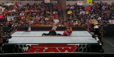 RAW_06-23-08_Melina-Mickie_James_vs_Natalya-Victoria_avi_000330130.jpg