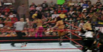 RAW_06-23-08_Melina-Mickie_James_vs_Natalya-Victoria_avi_000347914.jpg