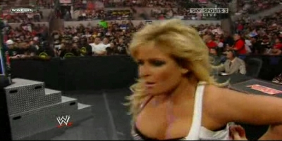 RAW_06-23-08_Melina-Mickie_James_vs_Natalya-Victoria_avi_000355588.jpg