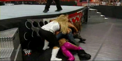RAW_06-23-08_Melina-Mickie_James_vs_Natalya-Victoria_avi_000397497.jpg