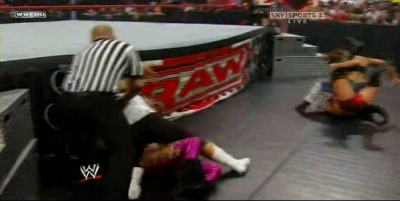 RAW_06-23-08_Melina-Mickie_James_vs_Natalya-Victoria_avi_000409776.jpg