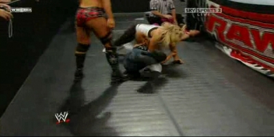 RAW_06-23-08_Melina-Mickie_James_vs_Natalya-Victoria_avi_000415281.jpg