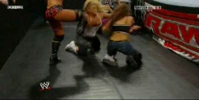 RAW_06-23-08_Melina-Mickie_James_vs_Natalya-Victoria_avi_000416182.jpg