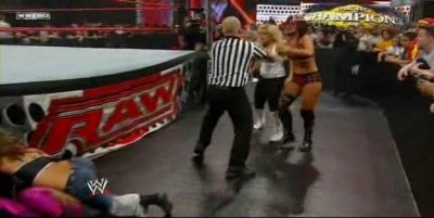 RAW_06-23-08_Melina-Mickie_James_vs_Natalya-Victoria_avi_000420787.jpg