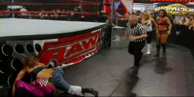 RAW_06-23-08_Melina-Mickie_James_vs_Natalya-Victoria_avi_000423623.jpg