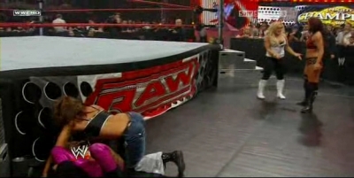 RAW_06-23-08_Melina-Mickie_James_vs_Natalya-Victoria_avi_000426326.jpg