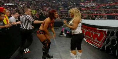 RAW_06-23-08_Melina-Mickie_James_vs_Natalya-Victoria_avi_000427594.jpg