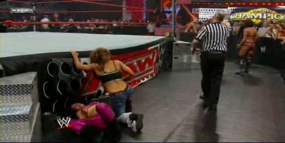 RAW_06-23-08_Melina-Mickie_James_vs_Natalya-Victoria_avi_000433566.jpg