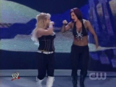 WWE_SmackDown_04_25_08_Diva_Match_XviD_avi_000064864.jpg