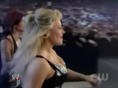 WWE_SmackDown_04_25_08_Diva_Match_XviD_avi_000070804.jpg