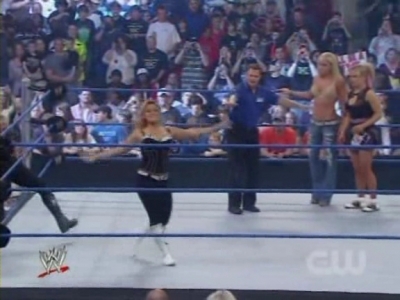 WWE_SmackDown_04_25_08_Diva_Match_XviD_avi_000076309.jpg
