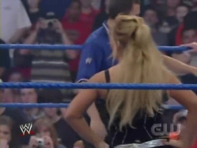 WWE_SmackDown_04_25_08_Diva_Match_XviD_avi_000077610.jpg