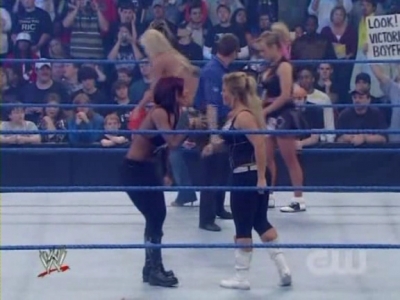 WWE_SmackDown_04_25_08_Diva_Match_XviD_avi_000088721.jpg