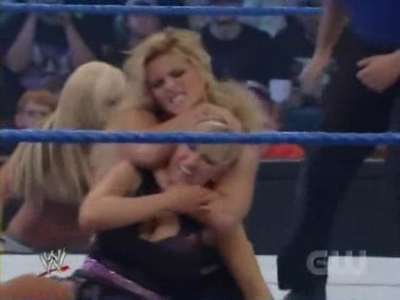 WWE_SmackDown_04_25_08_Diva_Match_XviD_avi_000117750.jpg