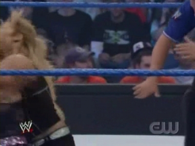 WWE_SmackDown_04_25_08_Diva_Match_XviD_avi_000119252.jpg