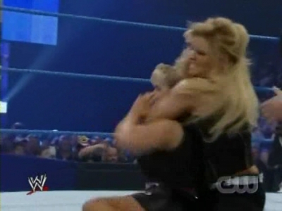 WWE_SmackDown_04_25_08_Diva_Match_XviD_avi_000124591.jpg