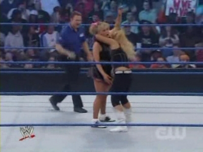 WWE_SmackDown_04_25_08_Diva_Match_XviD_avi_000149682.jpg