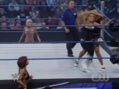 WWE_SmackDown_04_25_08_Diva_Match_XviD_avi_000197230.jpg