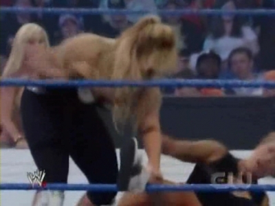 WWE_SmackDown_04_25_08_Diva_Match_XviD_avi_000229629.jpg