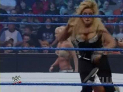 WWE_SmackDown_04_25_08_Diva_Match_XviD_avi_000232065.jpg