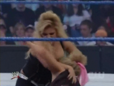 WWE_SmackDown_04_25_08_Diva_Match_XviD_avi_000241975.jpg