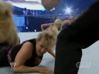 WWE_SmackDown_04_25_08_Diva_Match_XviD_avi_000245979.jpg