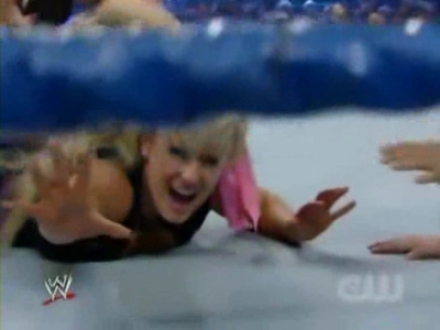 WWE_SmackDown_04_25_08_Diva_Match_XviD_avi_000250883.jpg