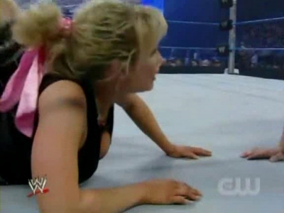 WWE_SmackDown_04_25_08_Diva_Match_XviD_avi_000275074.jpg
