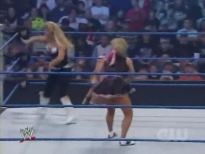 WWE_SmackDown_04_25_08_Diva_Match_XviD_avi_000325825.jpg