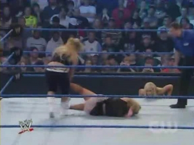 WWE_SmackDown_04_25_08_Diva_Match_XviD_avi_000334901.jpg