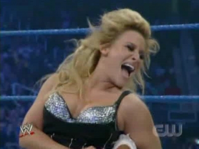WWE_SmackDown_04_25_08_Diva_Match_XviD_avi_000351451.jpg