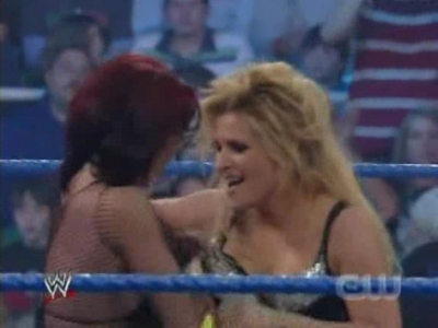 WWE_SmackDown_04_25_08_Diva_Match_XviD_avi_000364897.jpg