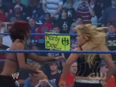 WWE_SmackDown_04_25_08_Diva_Match_XviD_avi_000372271.jpg
