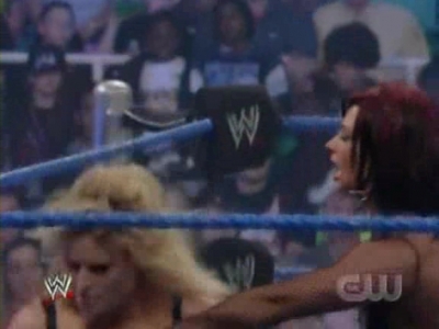 WWE_SmackDown_04_25_08_Diva_Match_XviD_avi_000375908.jpg