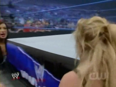WWE_SmackDown_04_25_08_Diva_Match_XviD_avi_000383383.jpg