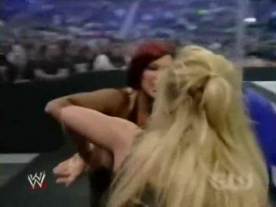 WWE_SmackDown_04_25_08_Diva_Match_XviD_avi_000384016.jpg