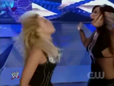 WWE_SmackDown_04_25_08_Diva_Match_XviD_avi_000393159.jpg