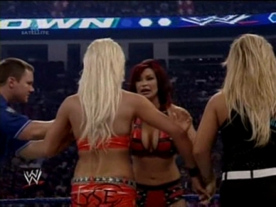 SD_06-27-08_Kelly_Kelly-Michelle_McCool-Cherry_vs_Maryse-Victoria-Natalya_avi_000057120.jpg