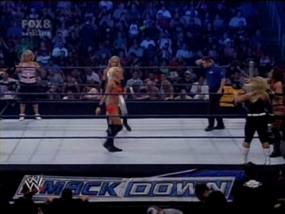 SD_06-27-08_Kelly_Kelly-Michelle_McCool-Cherry_vs_Maryse-Victoria-Natalya_avi_000063720.jpg