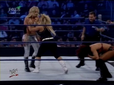SD_06-27-08_Kelly_Kelly-Michelle_McCool-Cherry_vs_Maryse-Victoria-Natalya_avi_000174240.jpg