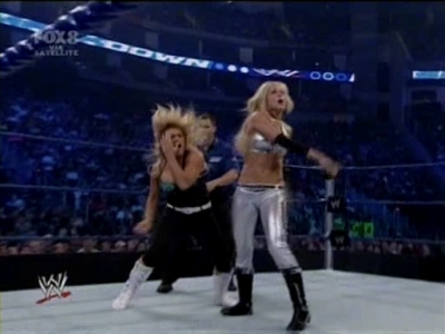 SD_06-27-08_Kelly_Kelly-Michelle_McCool-Cherry_vs_Maryse-Victoria-Natalya_avi_000183920.jpg