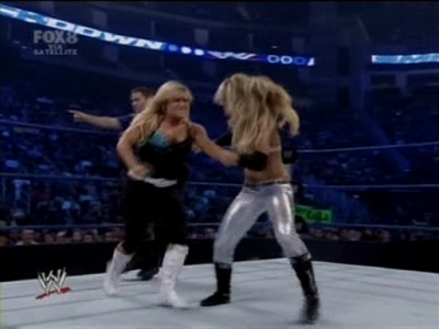 SD_06-27-08_Kelly_Kelly-Michelle_McCool-Cherry_vs_Maryse-Victoria-Natalya_avi_000186560.jpg