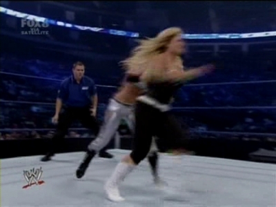 SD_06-27-08_Kelly_Kelly-Michelle_McCool-Cherry_vs_Maryse-Victoria-Natalya_avi_000187040.jpg