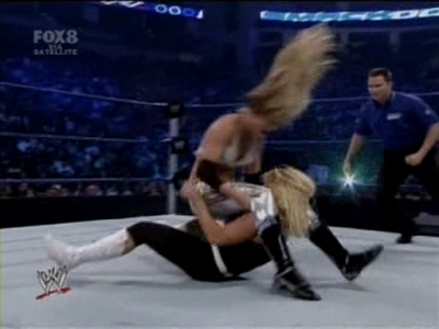 SD_06-27-08_Kelly_Kelly-Michelle_McCool-Cherry_vs_Maryse-Victoria-Natalya_avi_000189520.jpg