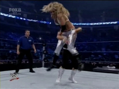 SD_06-27-08_Kelly_Kelly-Michelle_McCool-Cherry_vs_Maryse-Victoria-Natalya_avi_000204600.jpg