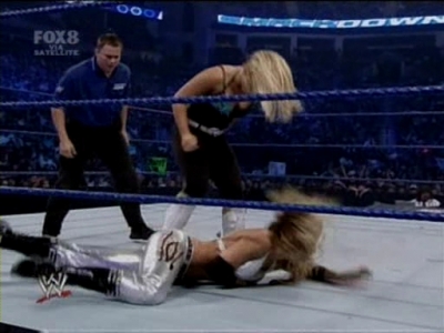 SD_06-27-08_Kelly_Kelly-Michelle_McCool-Cherry_vs_Maryse-Victoria-Natalya_avi_000212160.jpg