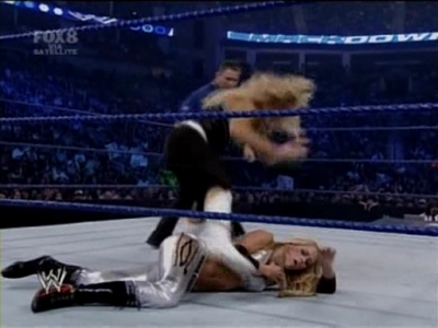 SD_06-27-08_Kelly_Kelly-Michelle_McCool-Cherry_vs_Maryse-Victoria-Natalya_avi_000213080.jpg