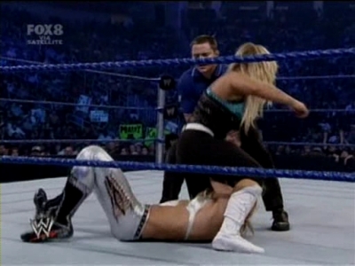 SD_06-27-08_Kelly_Kelly-Michelle_McCool-Cherry_vs_Maryse-Victoria-Natalya_avi_000217080.jpg