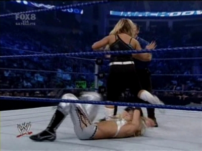 SD_06-27-08_Kelly_Kelly-Michelle_McCool-Cherry_vs_Maryse-Victoria-Natalya_avi_000217640.jpg