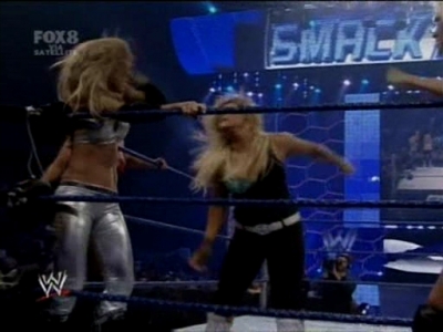 SD_06-27-08_Kelly_Kelly-Michelle_McCool-Cherry_vs_Maryse-Victoria-Natalya_avi_000229440.jpg